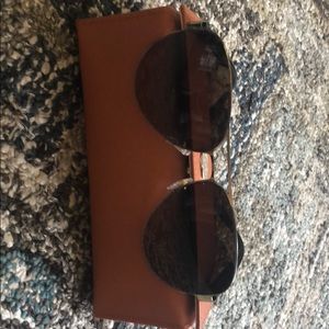 Tory Burch New Aviator Sunglasses!